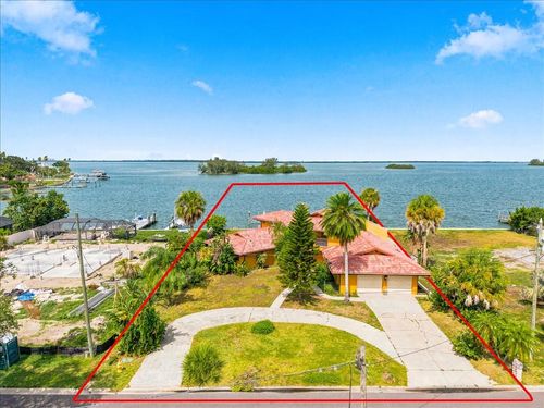 111 Shore Dr, DUNEDIN, FL, 34698-2545 | Card Image