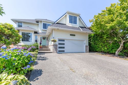 18907 118b Avenue, Pitt Meadows, BC, V3Y2L2 | Card Image