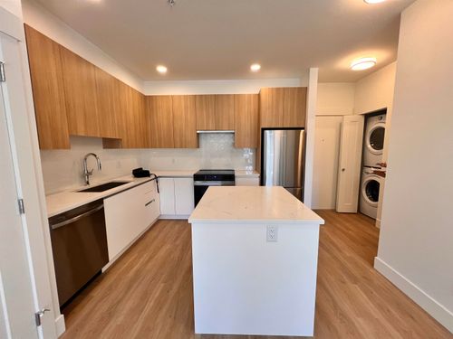 205-11907 223 St, Maple Ridge, BC, V2X4P9 | Card Image