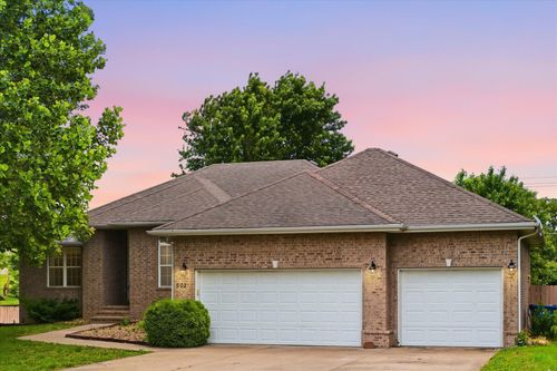 502 S Pepperhill Dr, Nixa, MO, 65714-7180 | Card Image