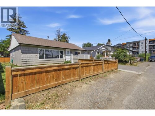 124 Williams St, Kamloops, BC, V2B3Z6 | Card Image