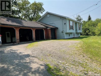 46 Mechanic St, House other with 2 bedrooms, 1 bathrooms and null parking in Bath NB | Image 2