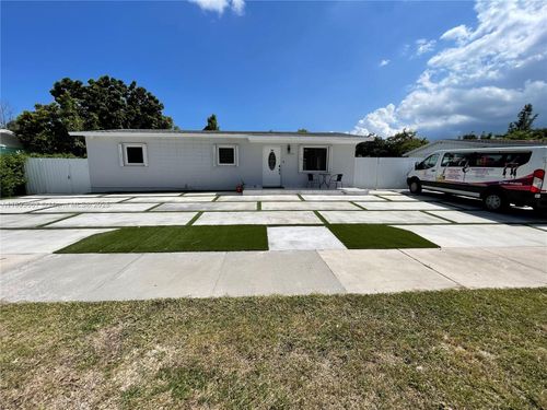 15550-15550 Sw 308th St, Homestead, FL, 33033-4366 | Card Image