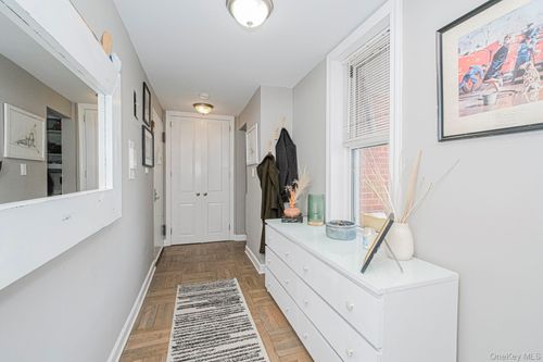 apt-1g-130 Beach 121st St, Rockaway Park, NY, 11694-1997 | Card Image