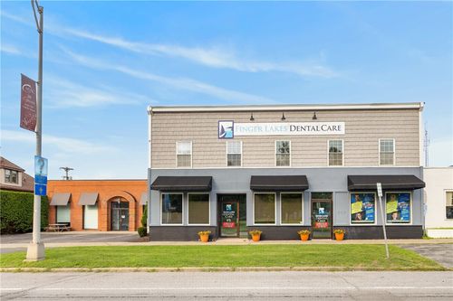 329-325-329 S Main St, Canandaigua, NY, 14424-2118 | Card Image