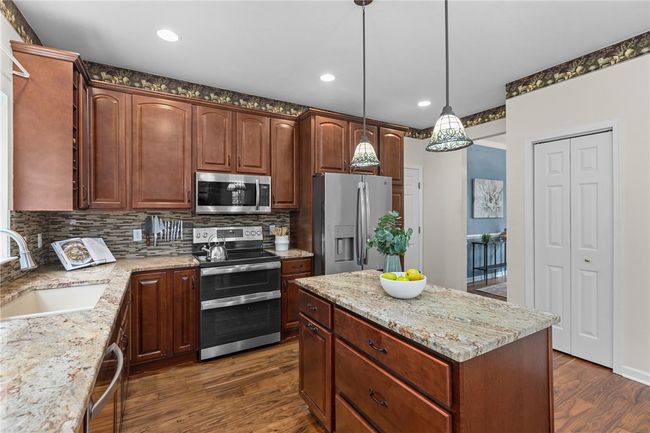 543 Shrader St, House other with 4 bedrooms, 4 bathrooms and 2 parking in Springdale PA | Image 10