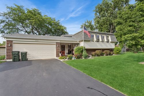 330 Shield Ct, Bolingbrook, IL, 60440-2125 | Card Image