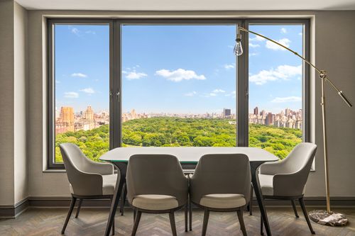 31013118-160 Central Park S, New York, NY, 10019-1502 | Card Image