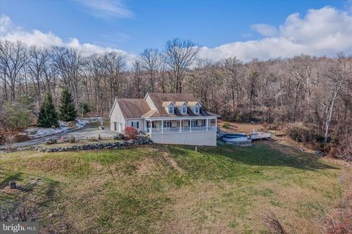 7020 Debold Rd, SABILLASVILLE, MD, 21780-9303 | Card Image