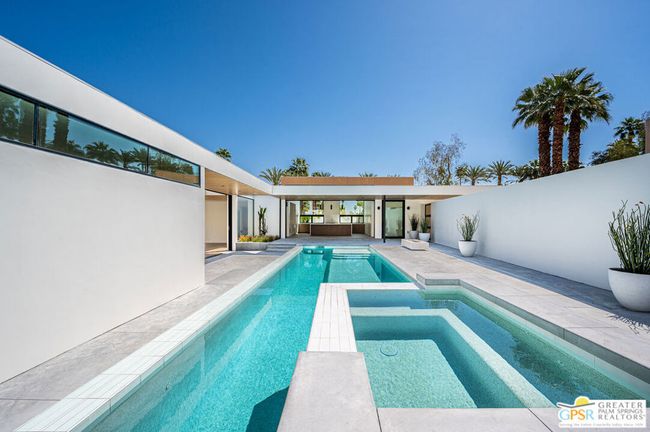 310 W Crestview Dr, House other with 3 bedrooms, 4 bathrooms and 2 parking in Palm Springs CA | Image 59