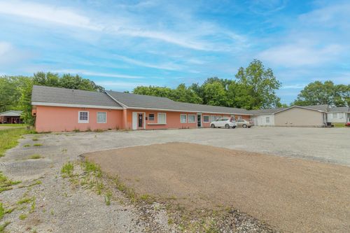 1125 E College St, Brownsville, TN, 38012-2657 | Card Image