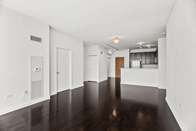 UNIT-2712 - 1901 S Calumet Ave, Condo with 2 bedrooms, 2 bathrooms and 1 parking in Chicago IL | Image 8