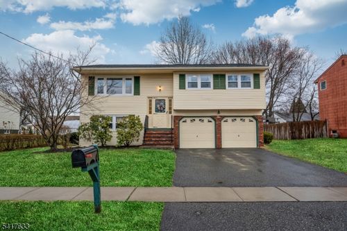 10 Falcon Rd, Flanders, NJ, 07836-9424 | Card Image