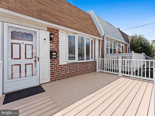 111 Ervin Ave, MARCUS HOOK, PA, 19061-4315 | Card Image