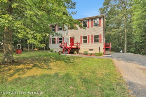 10 Lairds Ct, Purling, NY, 12470-3419 | Card Image