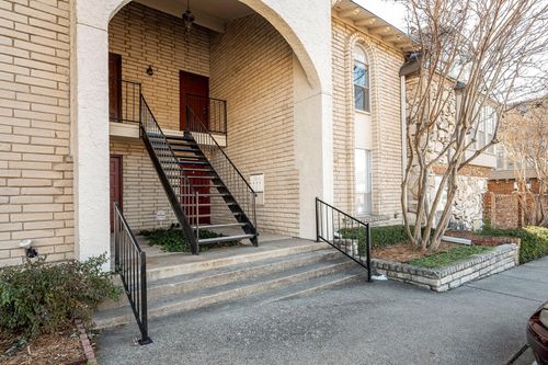 apt-2072-15926 Stillwood St, Dallas, TX, 75248-3528 | Card Image