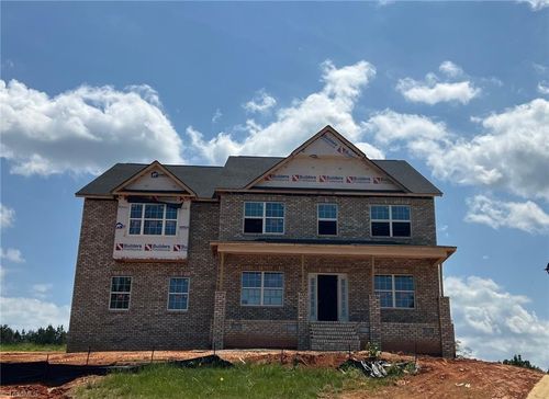 57-8007 Back Nine Dr, Stokesdale, NC, 27357-9237 | Card Image