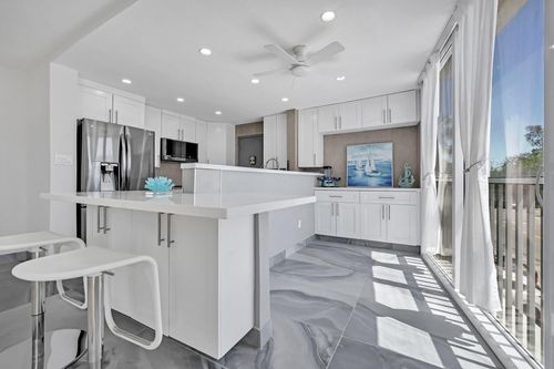 apt-202-720 Bayshore Dr, Fort Lauderdale, FL, 33304-3901 | Card Image
