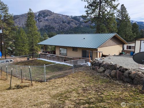 1054 Lower Madison St, Republic, WA, 99166-5179 | Card Image