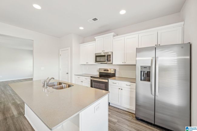400 Ridgeview Cir, House other with 3 bedrooms, 2 bathrooms and null parking in JEMISON AL | Image 11