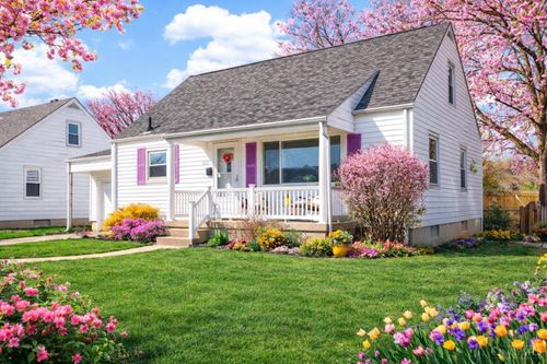 856 Mark Ave, Hamilton, OH, 45013-1743 | Card Image
