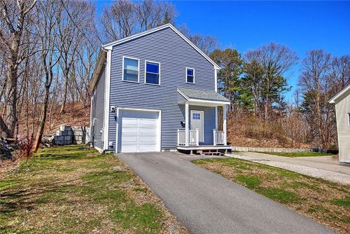 99 First St, East Providence, RI, 02914-5452 | Card Image