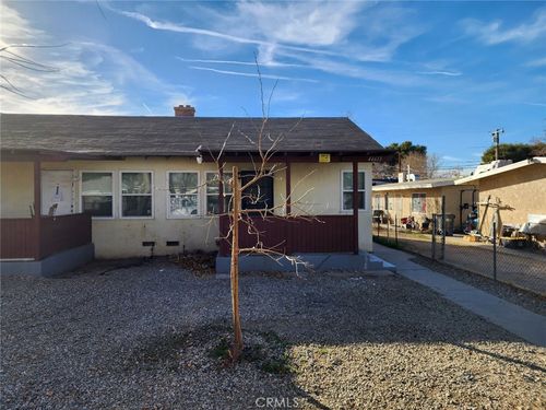44613 Date Ave, Lancaster, CA, 93534-3500 | Card Image