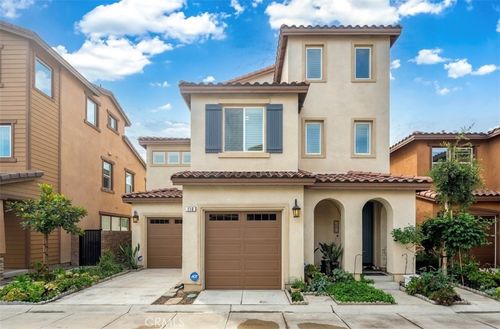 110 Charing Ct, Pomona, CA, 91766-5604 | Card Image