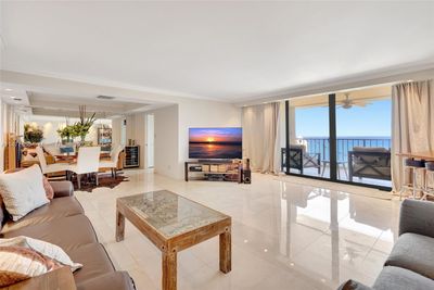 PHB - 1905 N Ocean Blvd, Condo with 2 bedrooms, 2 bathrooms and null parking in Fort Lauderdale FL | Image 2