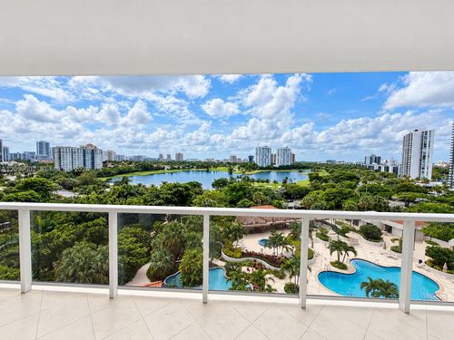 809-20281 E Country Club Dr, Aventura, FL, 33180-3027 | Card Image