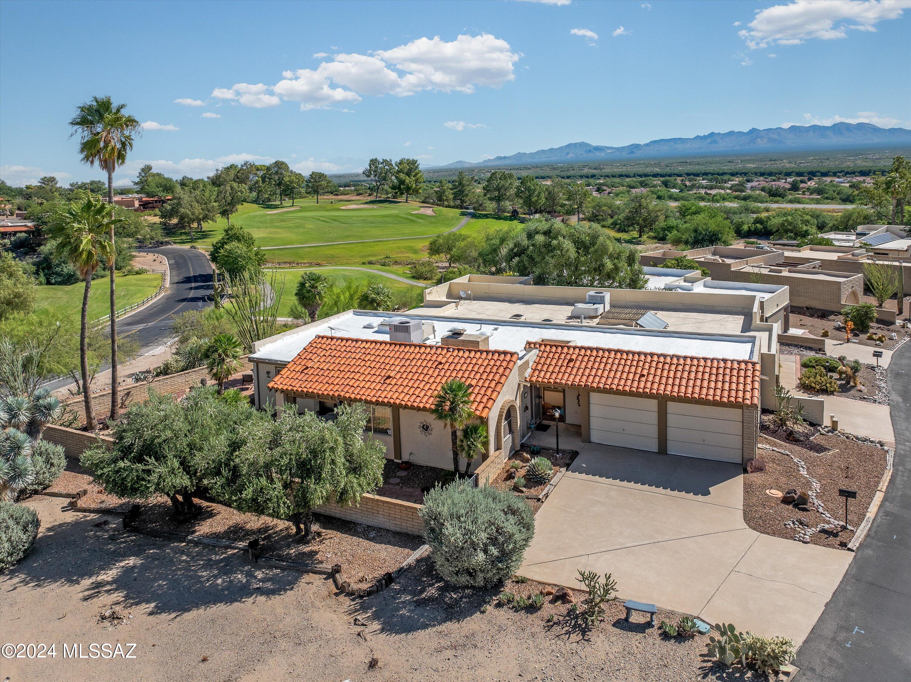 Camino Iturbide , Green Valley, AZ 85622