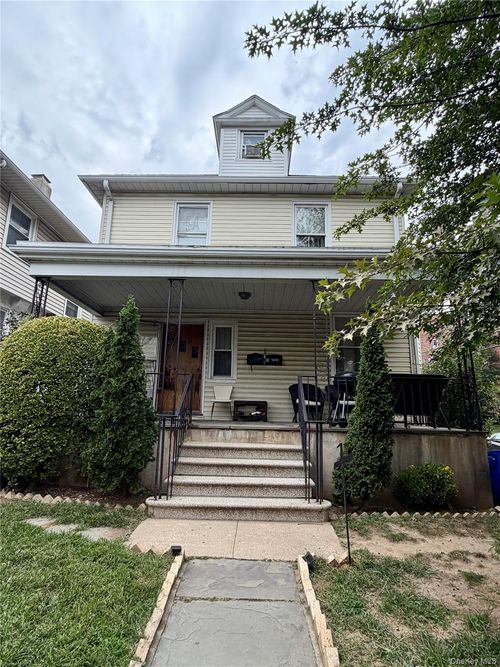 1 Trinity Place, New Rochelle, NY, 10805 | Card Image