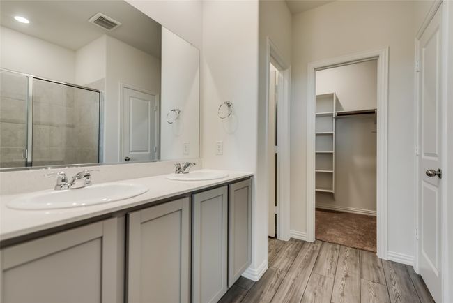 5904 Priory Dr, House other with 4 bedrooms, 2 bathrooms and null parking in Aubrey TX | Image 29