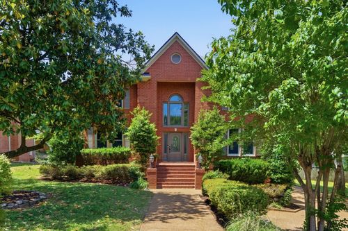 119 Sturbridge Dr, Franklin, TN, 37064-3293 | Card Image