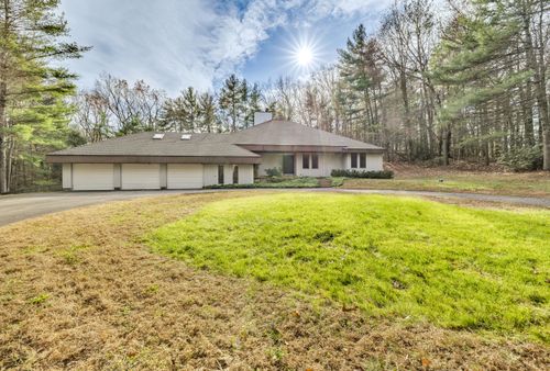 1 Northcrest Dr, North Granby, CT, 06060-1004 | Card Image