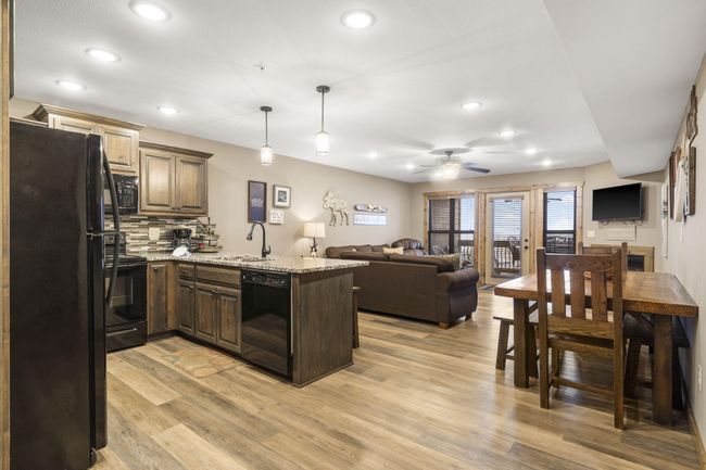 Table Rock Lake View Nightly Rental | Image 8