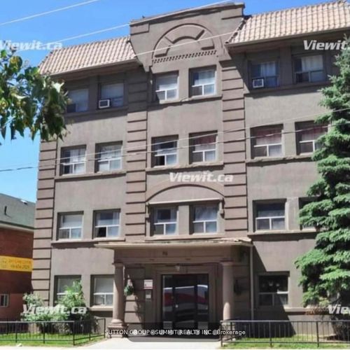 108-98 Vaughan Rd, York, ON, M6C2M1 | Card Image