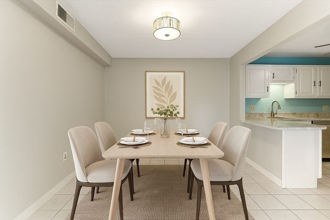 APT-5 - 1 Ledgewood Way, Condo with 2 bedrooms, 2 bathrooms and 1 parking in Peabody MA | Image 4