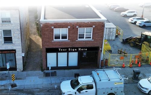 43 Cork St E, Guelph, ON, N1H2W7 | Card Image