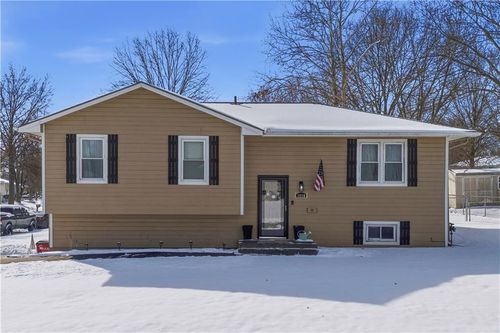 1610 Se Camelot Ct, Oak Grove, MO, 64075-9258 | Card Image