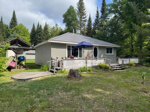 105 Pineaire Lane, Kearney, ON, P0A1M0 | Card Image