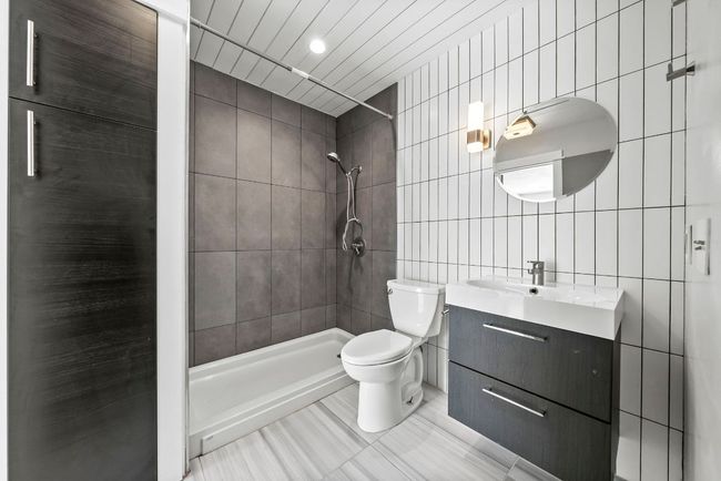 9433 Singing Quail Dr, Condo with 3 bedrooms, 2 bathrooms and 2 parking in Austin TX | Image 22