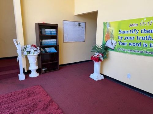 2-17900 Murphy Pkwy, Lathrop, CA, 95330-8771 | Card Image