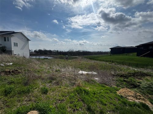 2908 Oak St, Norwalk, IA, 50211-8202 | Card Image