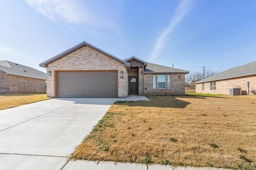 812 Bell St, Coleman, TX, 76834 | Card Image