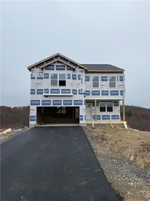 100 Crabapple Ln, Beaver Falls, PA, 15010-5156 | Card Image