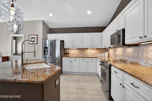 62724 E Flower Ridge Dr, Saddlebrooke, AZ, 85739-1097 | Card Image