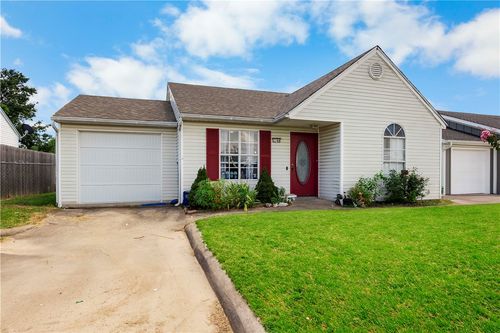 1104 W Easy St, Rogers, AR, 72756-2772 | Card Image