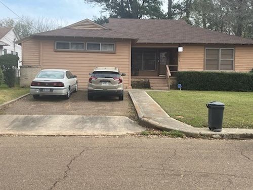 318 Milligan Dr, Pittsburg, TX, 75686-1716 | Card Image