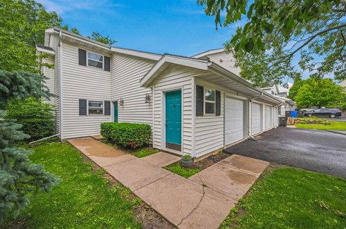 2-2954 King James Way, Fitchburg, WI, 53719-2627 | Card Image
